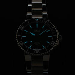 Oris Aquis Date Calibre 400
