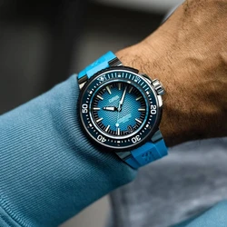 שעון Oris Aquis Pro 4000M הוא יותר מסתם שעון צוללן בעל תפקוד גבוה.